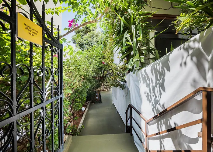 Magnificent Bnb Voula